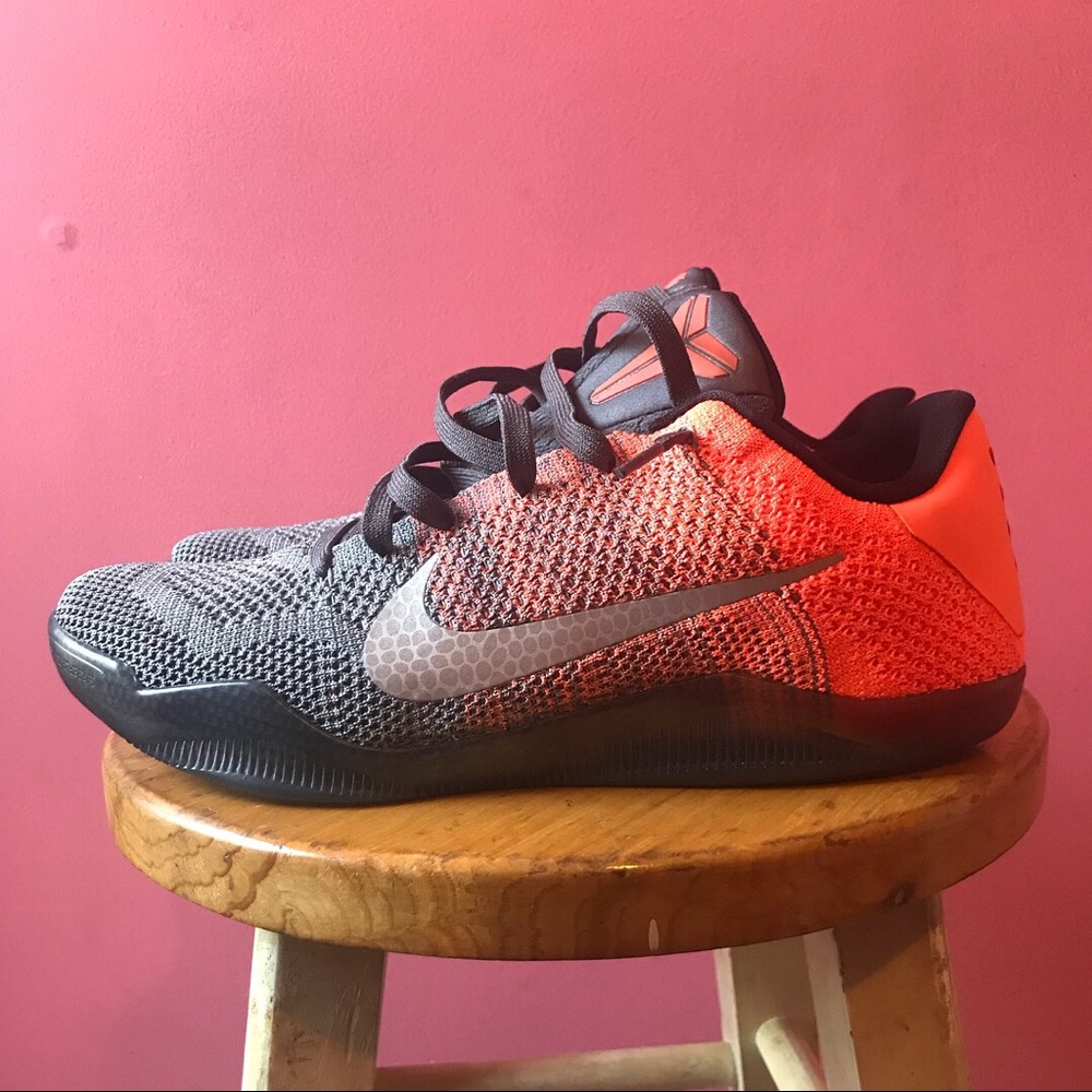 NEW Kobe 11 signature shoe 100% authentic